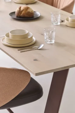 Bert Plantagie Tristan Eettafel