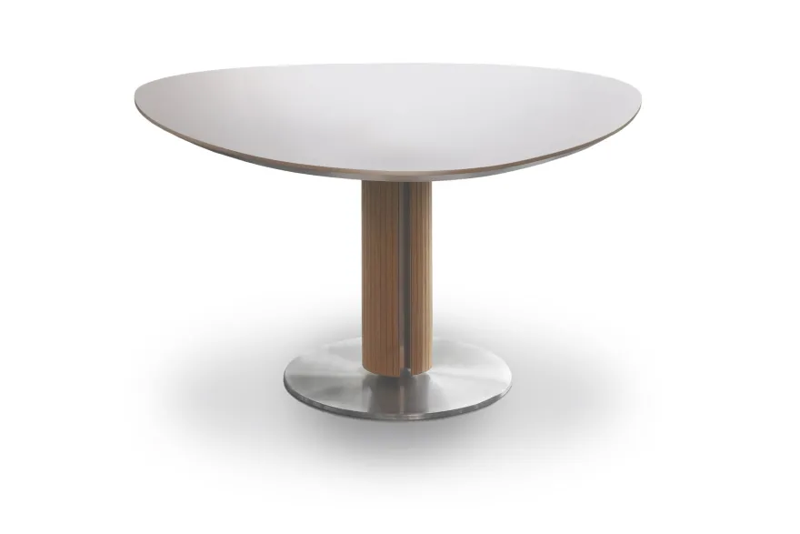 Bree's New World Steely Eettafel