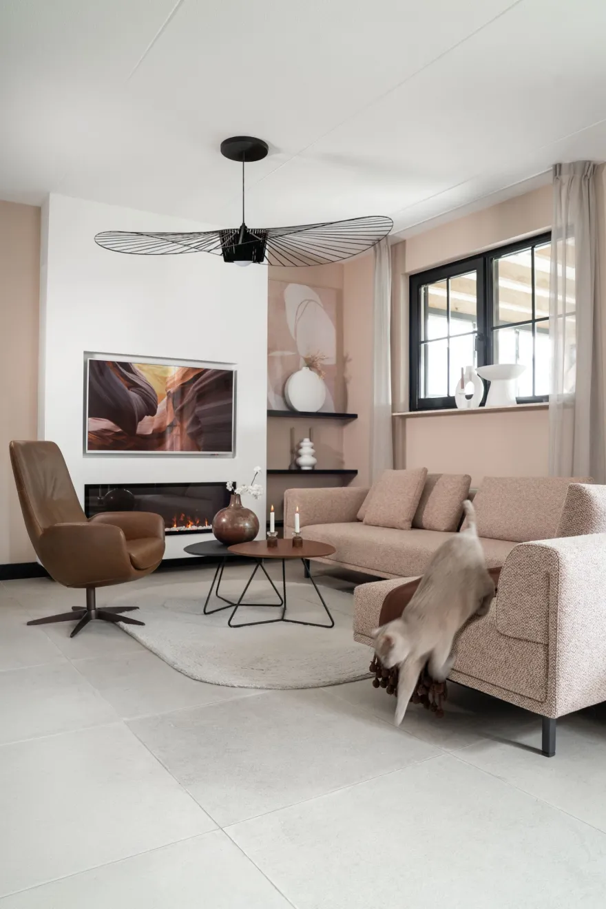 Bree's New World Twinny Hoog Salontafel