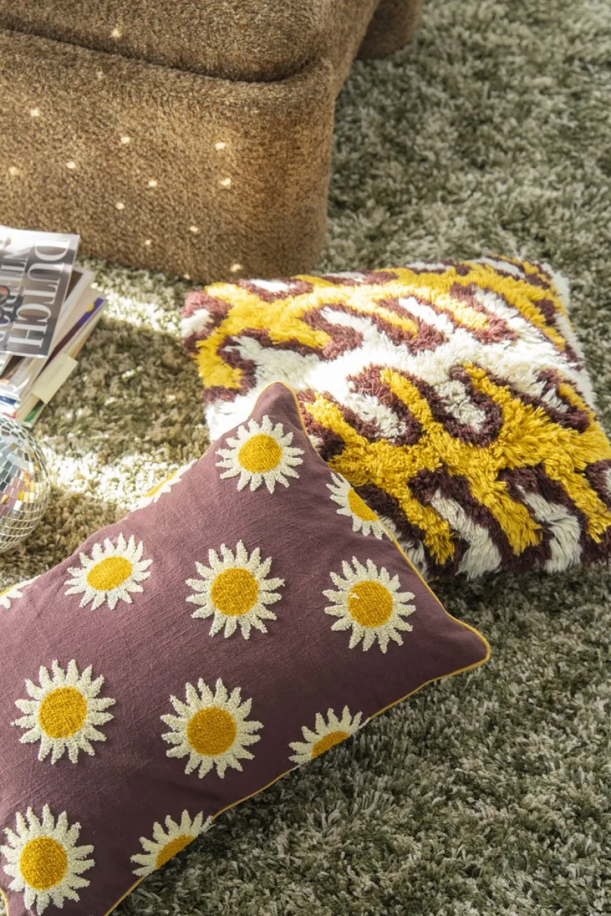 By Boo Ray Kussen