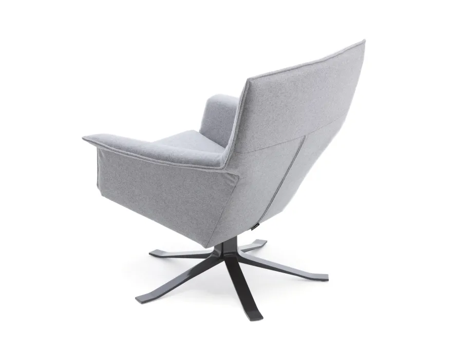 Design on Stock Djenne Draaifauteuil