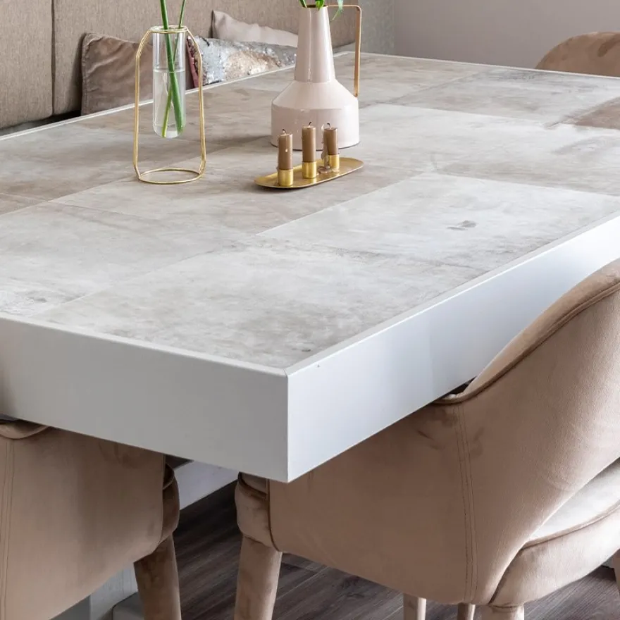 DTP Home Borgo Eettafel