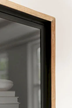 DTP Home Metropole Vitrinekast