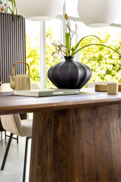 Eleonora Aron Bruin Eettafel