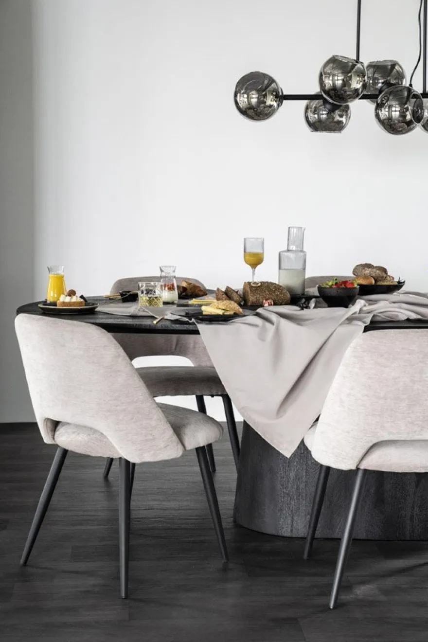 Eleonora Aron Bruin Eettafel