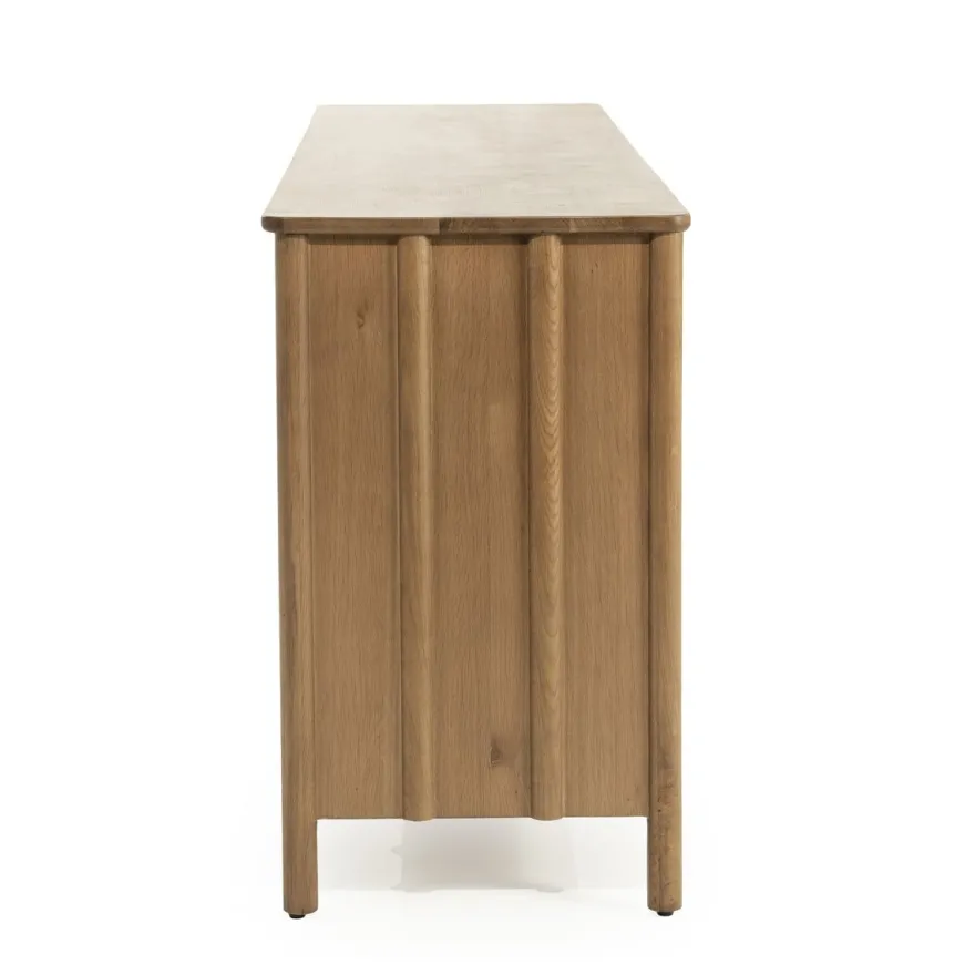 Eleonora Jake Dressoir