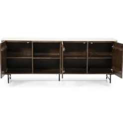 Eleonora Lio Dressoir
