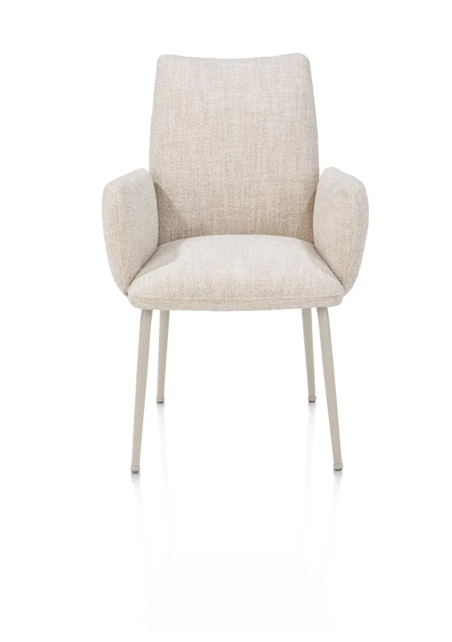 Henders en Hazel Bovina Armstoel