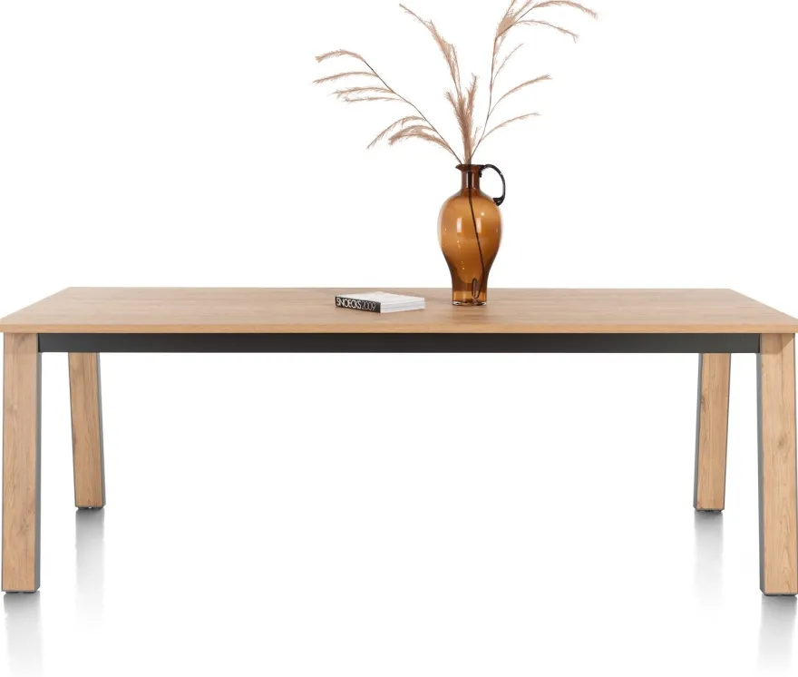 Henders en Hazel Delmonte Eettafel