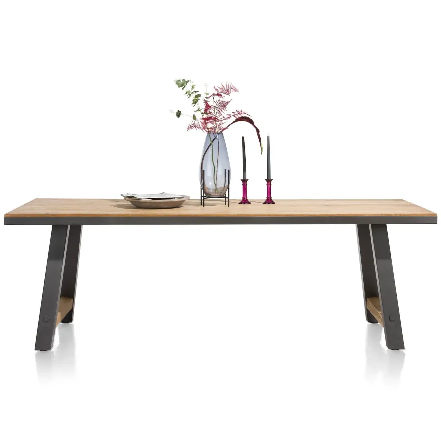 Henders en Hazel Farmland Eettafel