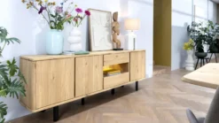 Henders en Hazel Homestead 3 deurs Dressoir