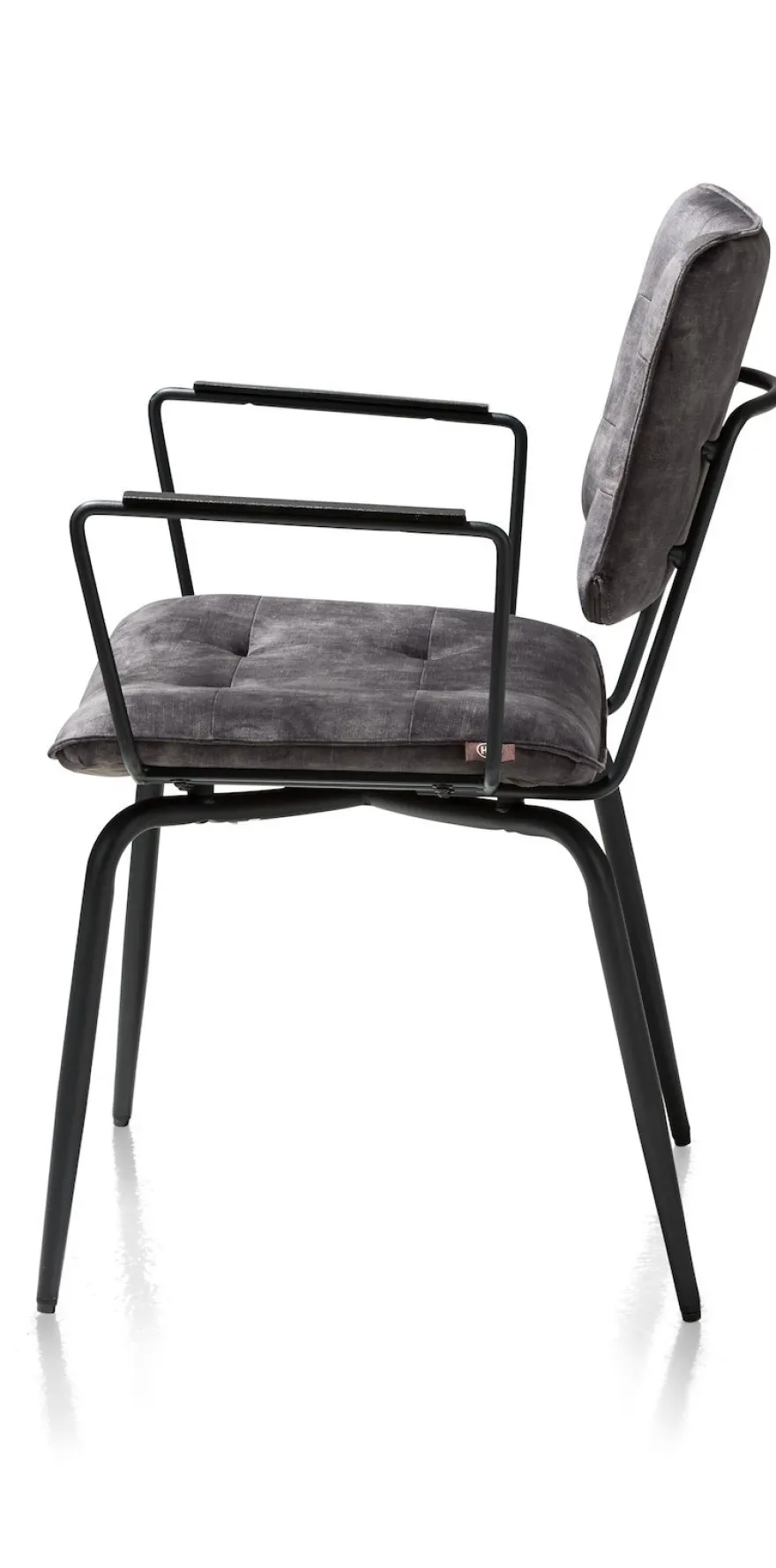 Henders en Hazel Manou Armstoel