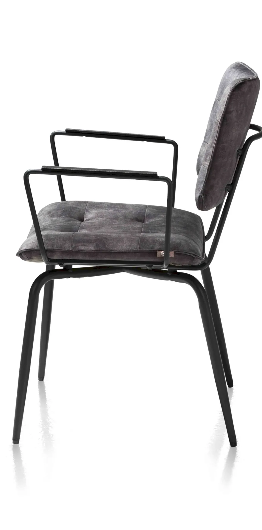 Henders en Hazel Manou Armstoel
