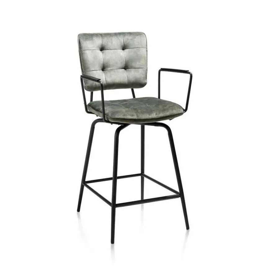 Henders en Hazel Manou met arm Barkruk