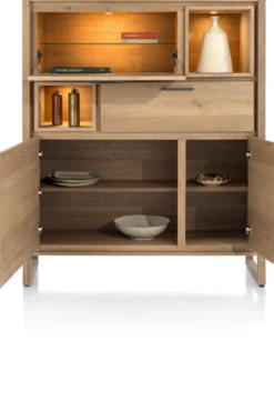 Henders en Hazel Nystead Highboard