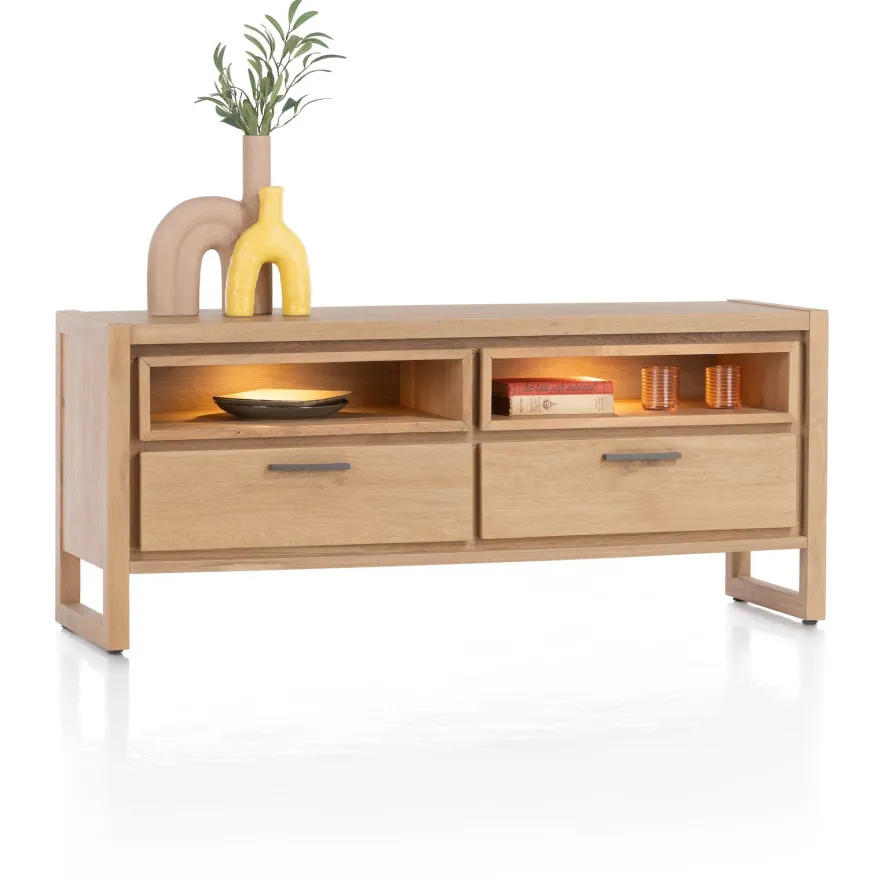 Henders en Hazel Nystead Lowboard