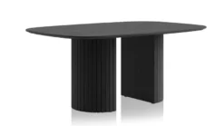 Henders en Hazel Pavie Castle Black Eettafel