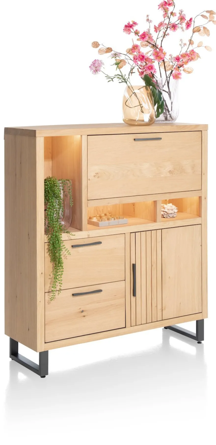 Henders en Hazel Pavie Highboard