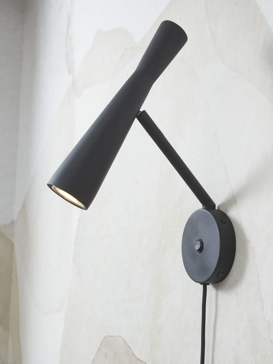 It's about RoMi Bordeaux Wandlamp