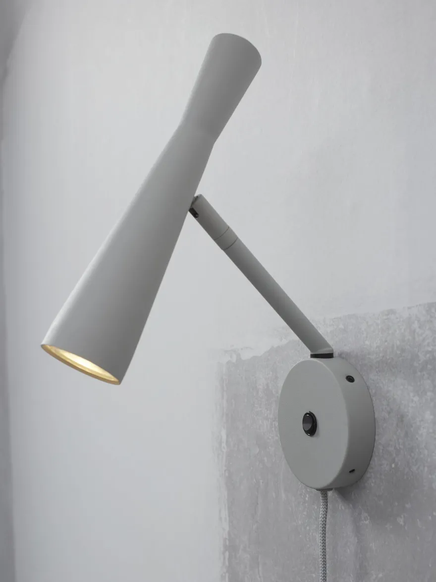 It's about RoMi Bordeaux Wandlamp