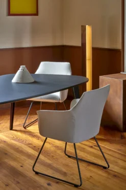 Leolux Bondi Eettafel