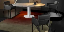 Leolux Columna Eettafel