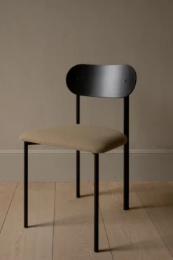 Studio HENK Oblique Eetkamerstoel