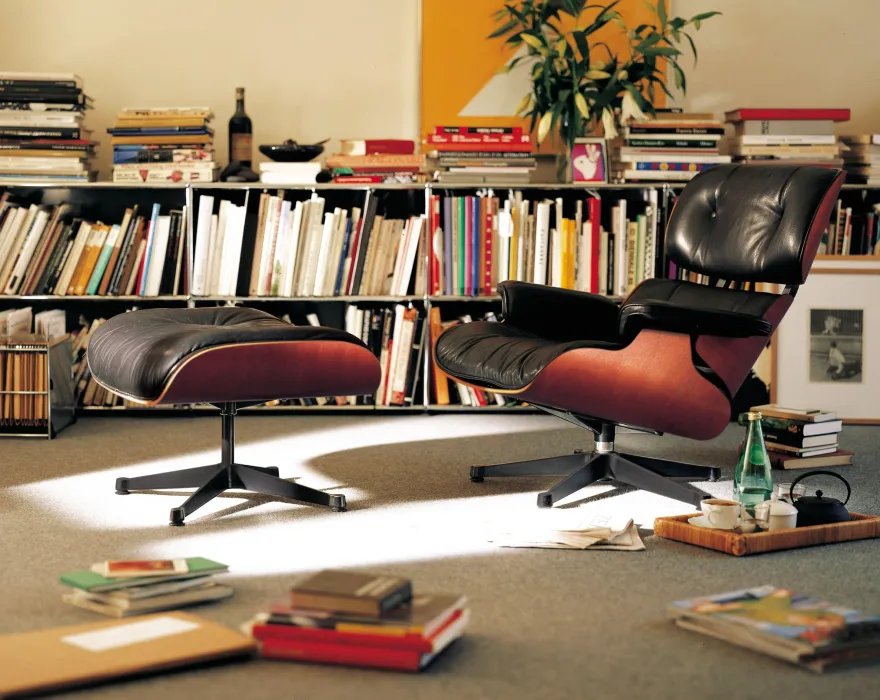 Vitra Eames Lounge Chair & Hocker
