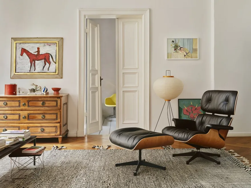 Vitra Eames Lounge Chair & Hocker