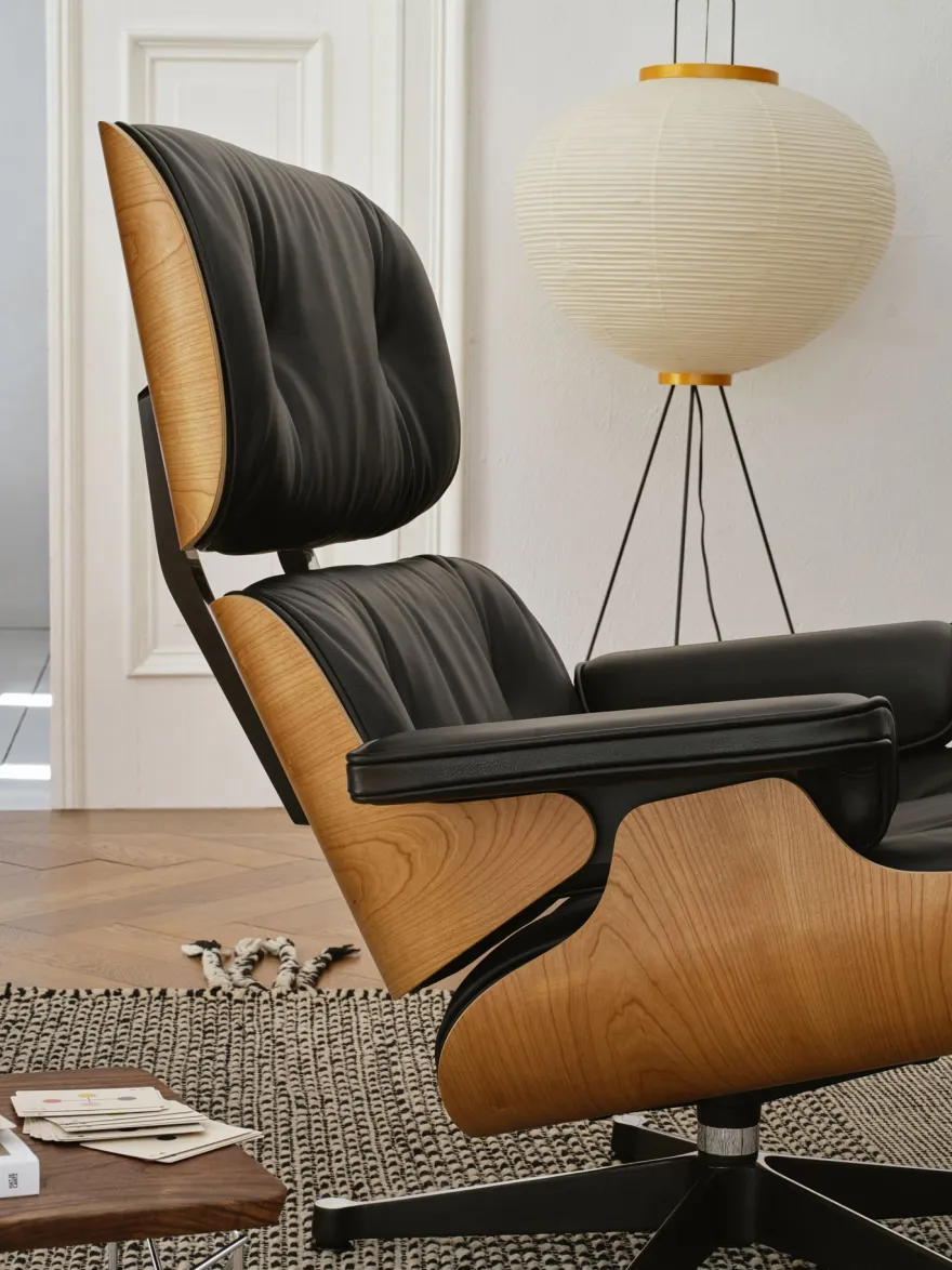 Vitra Eames Lounge Chair & Hocker
