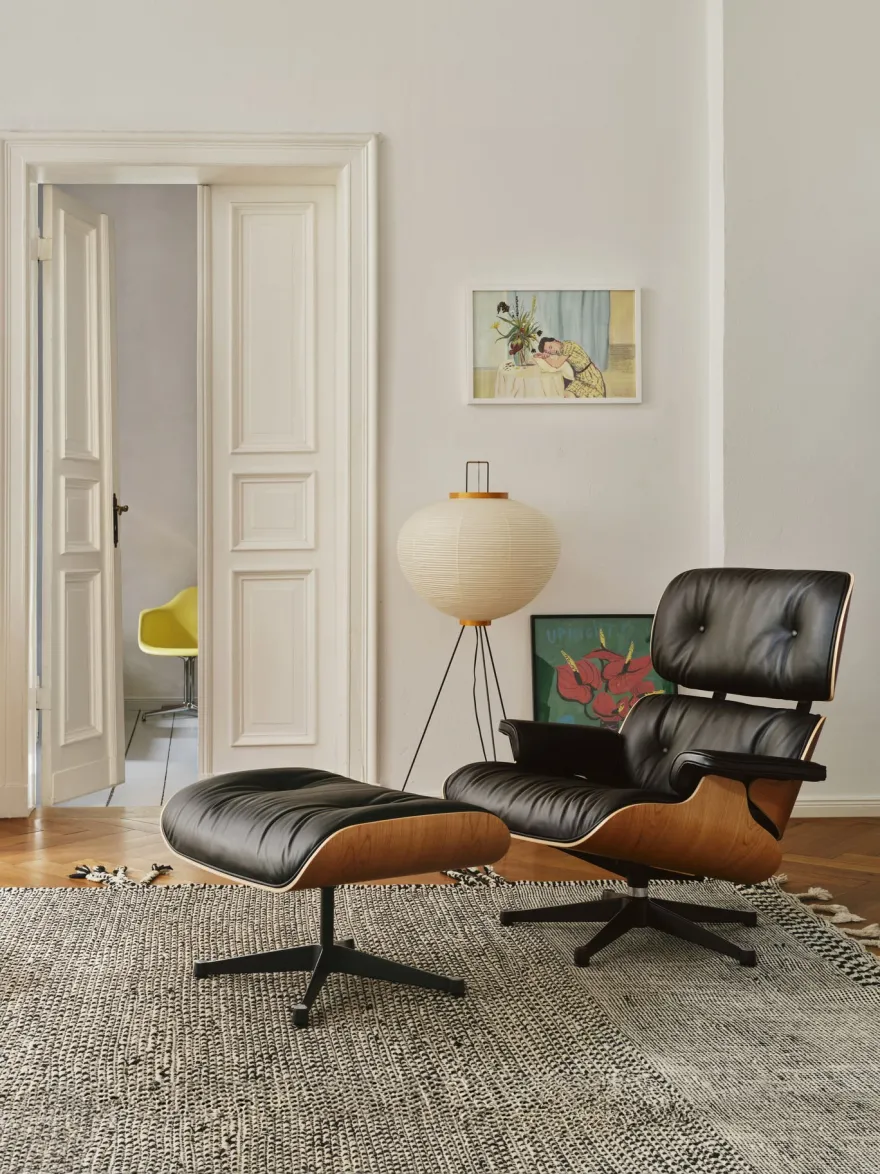 Vitra Eames Lounge Chair & Hocker