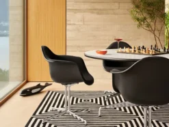 Vitra Segmented Eettafel